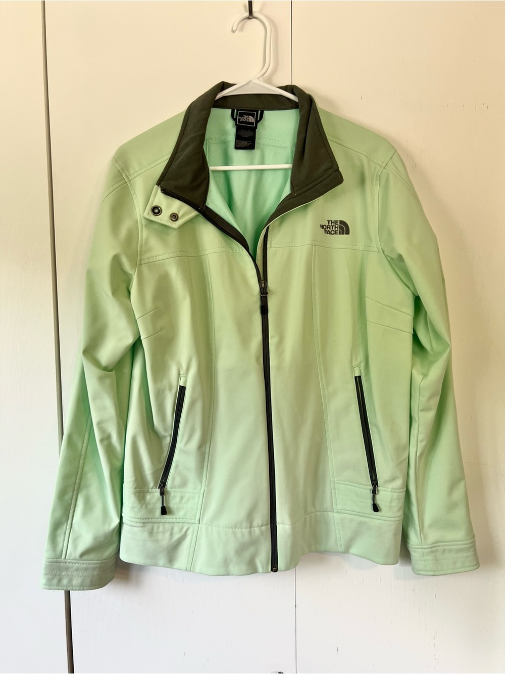 The North Face Women's Mint Green Softshell Jacket